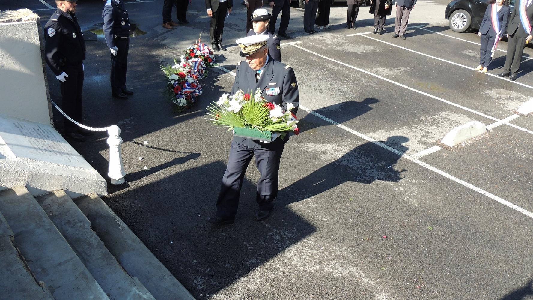 2022 11 01 TOULON HOMMAGE AUX MORTS POUR LA FRANCE CIVILS ET MILITAIRES (122).jpg